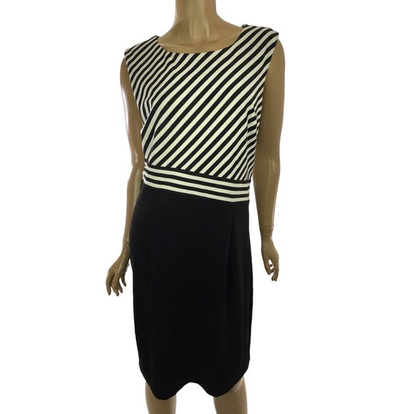 Spense Dresses & Skirts - Spense Size 10 Sheath Dress Black & White Stripe Sleeveless Side Zip